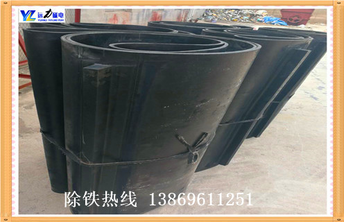除鐵器皮帶，除鐵器一米皮帶多少錢如何修復(fù)_除鐵器一米皮帶多少錢偏原因及如何調(diào)_刮板價格