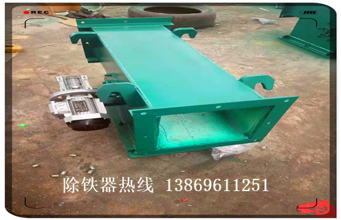 管道永磁自動(dòng)除鐵器，江蘇管道式永磁自動(dòng)除鐵器方案_RCYG江蘇管道式永磁自動(dòng)除鐵器方案_水泥造紙廠管道除鐵器圖片