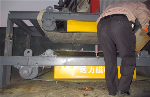 永磁自卸除鐵器，甘肅永磁自御式自動除鐵器性能_技術(shù)參數(shù)_甘肅永磁自御式自動除鐵器性能磁塊安裝方式_如何換帶 