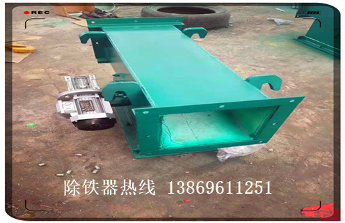 管道除鐵器，不銹鋼管道除鐵器_RCYG不銹鋼管道除鐵器水泥造紙廠管道除鐵器圖片